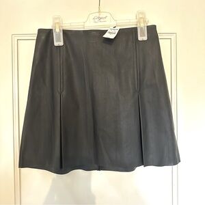 Express Faux Leather Black A-Line Mini Skirt Pleated Size 2